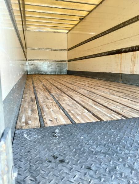 Camion Renault D-Series 280.18 Fourgon