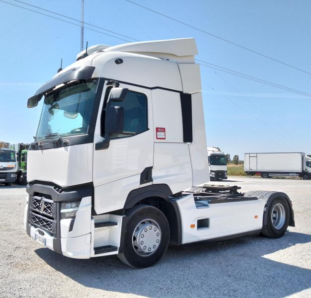 Tracteur Renault T-Series 520
