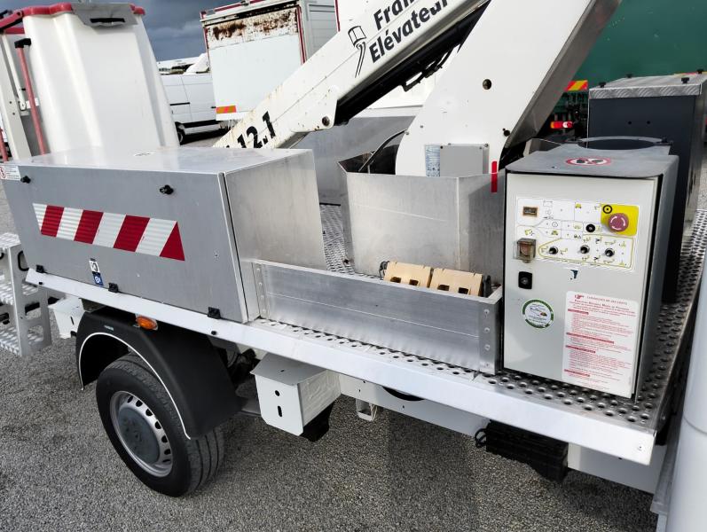 Utilitaire Renault Master 2.3 DCI 150 Polybenne