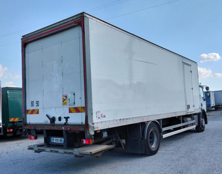 Camion Renault D-Series 280.18 Fourgon