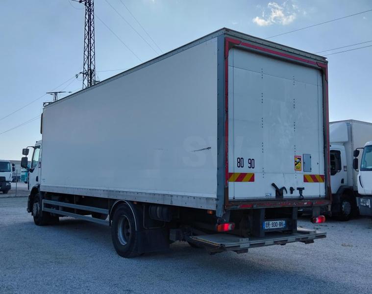 Camion Renault D-Series 280.18 Fourgon