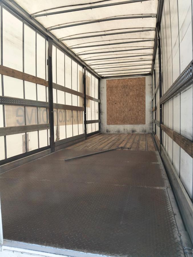 Camión Renault D-Series