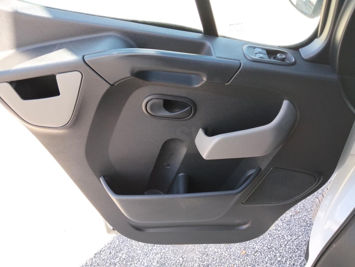 Utilitario Renault Master 2.3 DCI 150