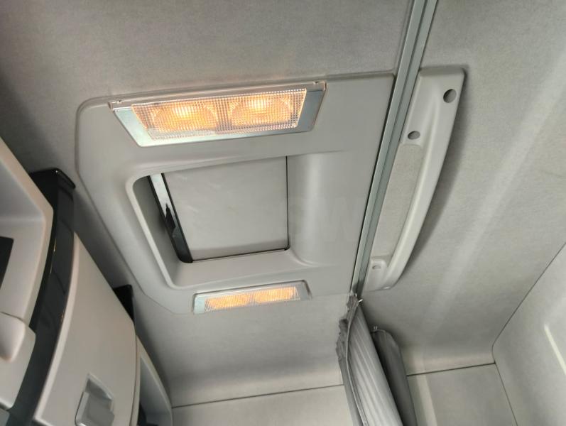 Cabeza tractora Renault T-Series