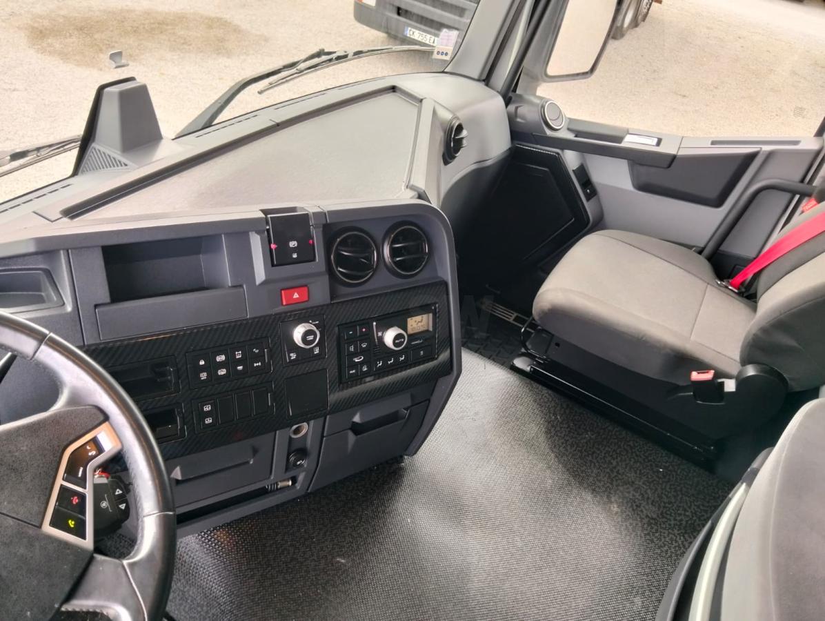 Cabeza tractora Renault T-Series