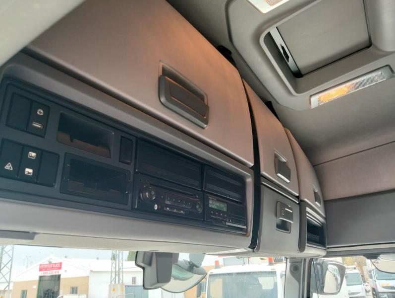 Cabeza tractora Renault T-Series