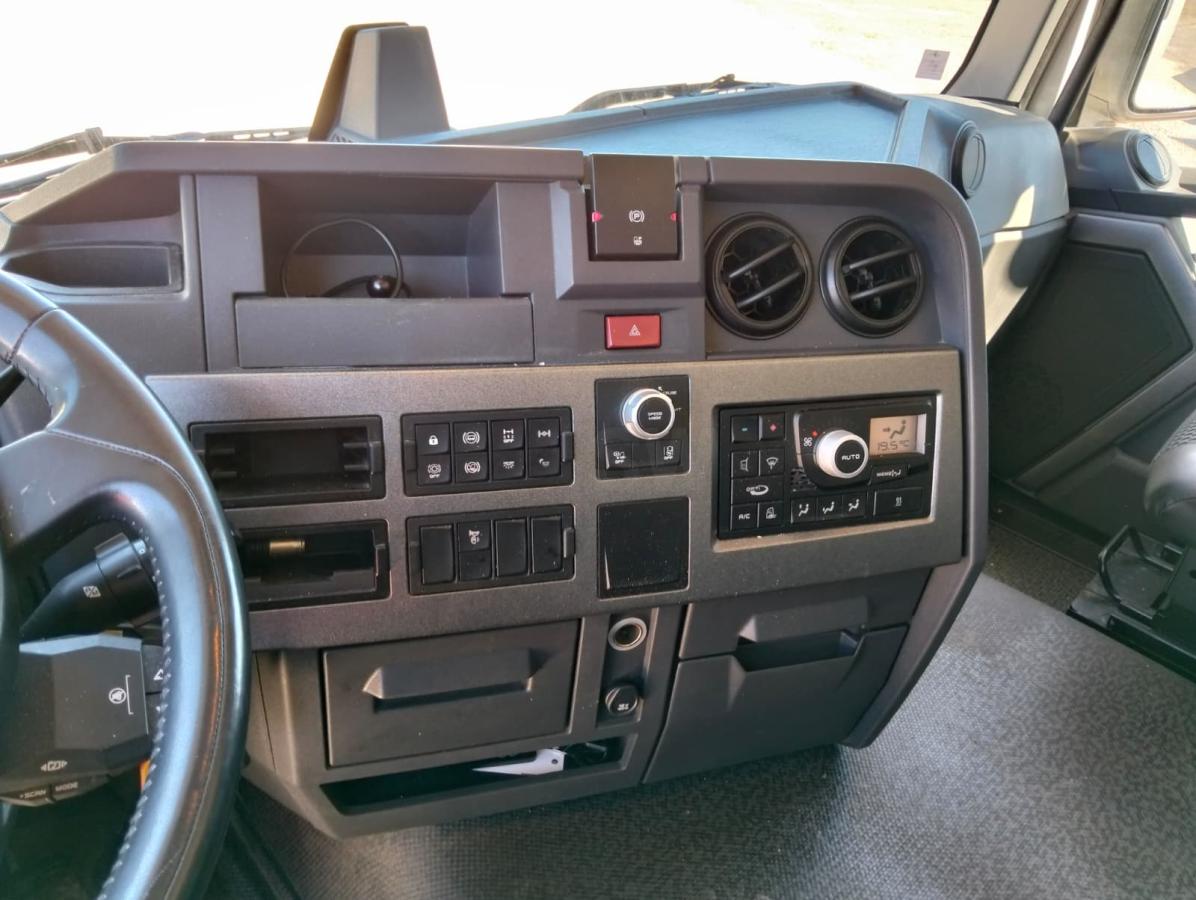 Cabeza tractora Renault T-Series