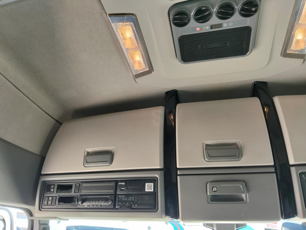 Cabeza tractora Renault T-Series