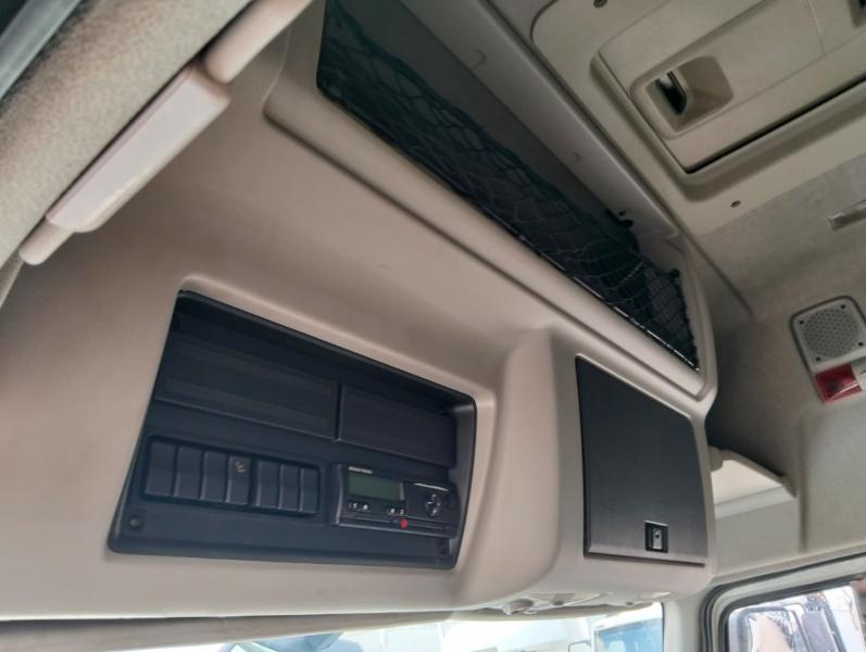 Camión Renault Premium 270.16