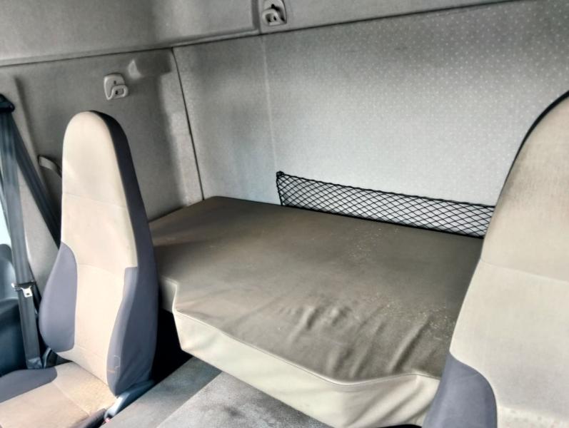 Camión Renault Premium 270.16