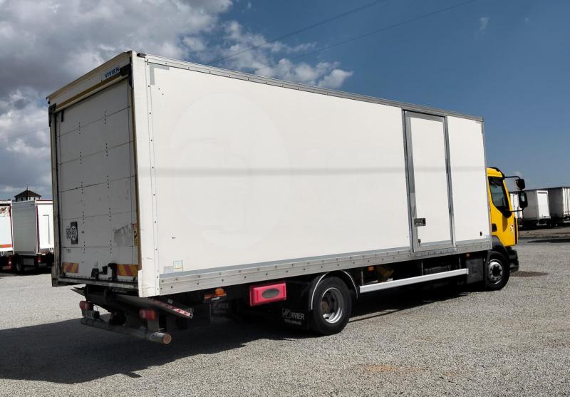 Camion Renault D-Series 240.12 Fourgon