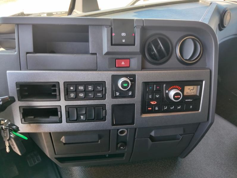 Tracteur Renault T-Series 480