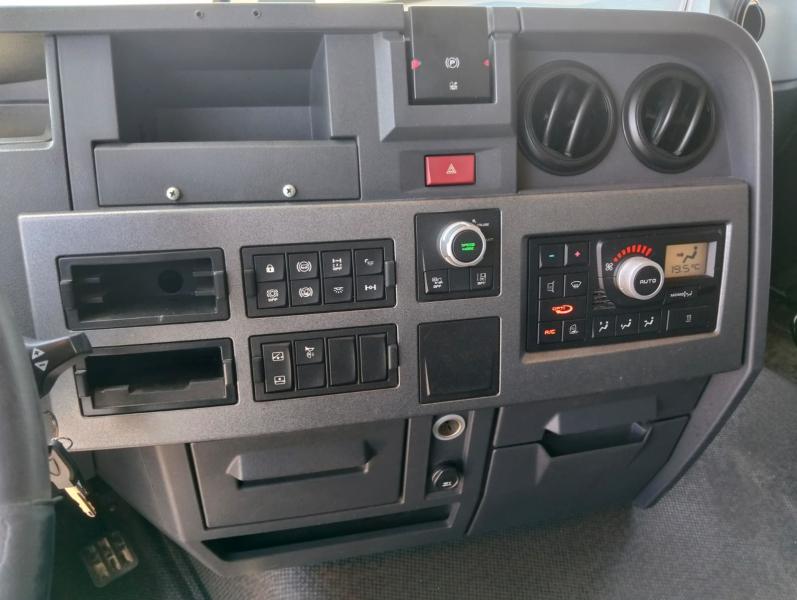 Tracteur Renault T-Series 460