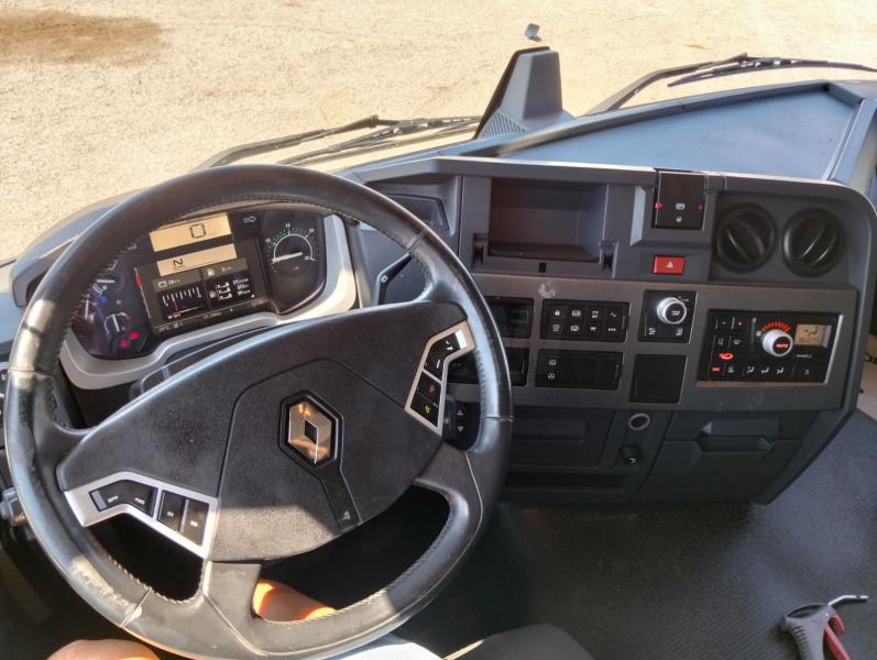 Cabeza tractora Renault T-Series 480
