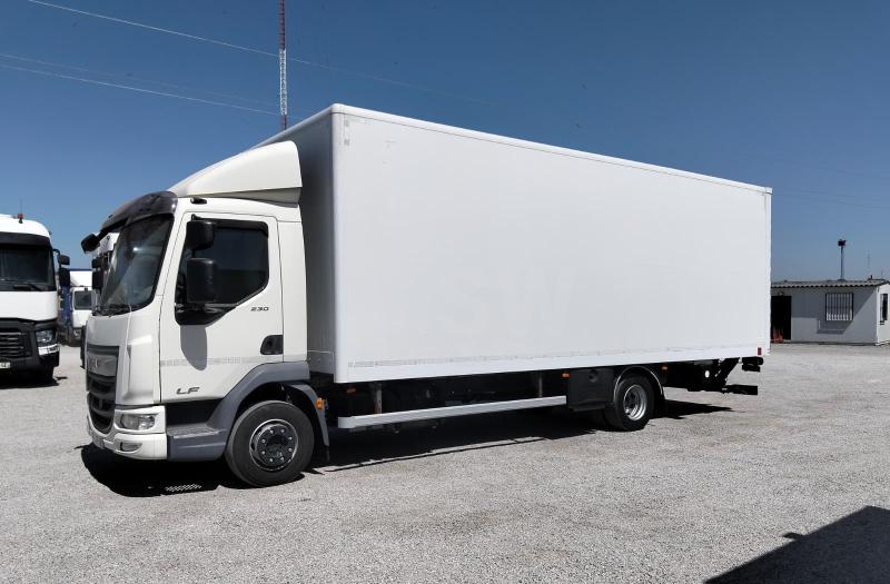 Camion DAF LF 230 Fourgon