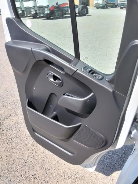 Furgoneta Renault Master 2.3 DCI 125 Caja gran volumen