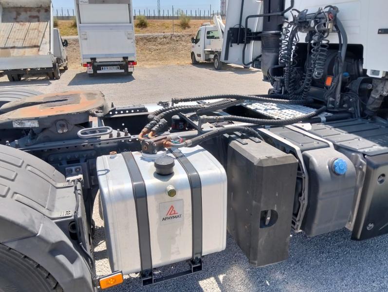 Cabeza tractora Renault T-Series 480 XROAD