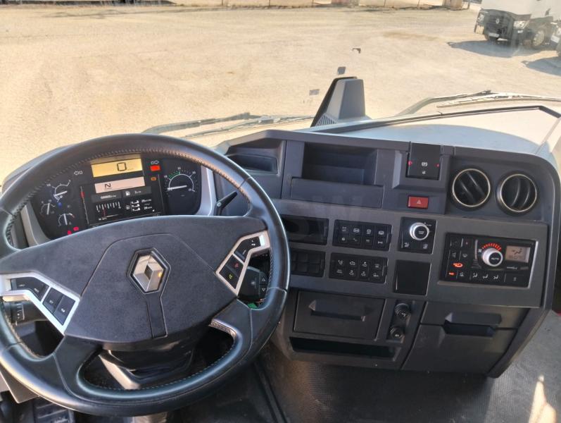 Cabeza tractora Renault T-Series 480 XROAD