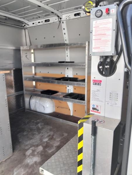 Furgoneta Renault Master Vehículos especiales grúa de asistencia