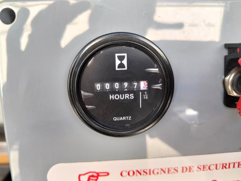 Furgoneta Renault Master Vehículos especiales grúa de asistencia