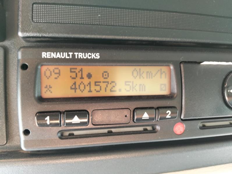 Camión Renault Midlum 220.12 Furgón