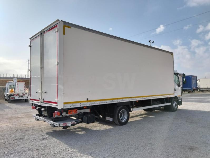 Camión Renault Midlum 220.12 Furgón
