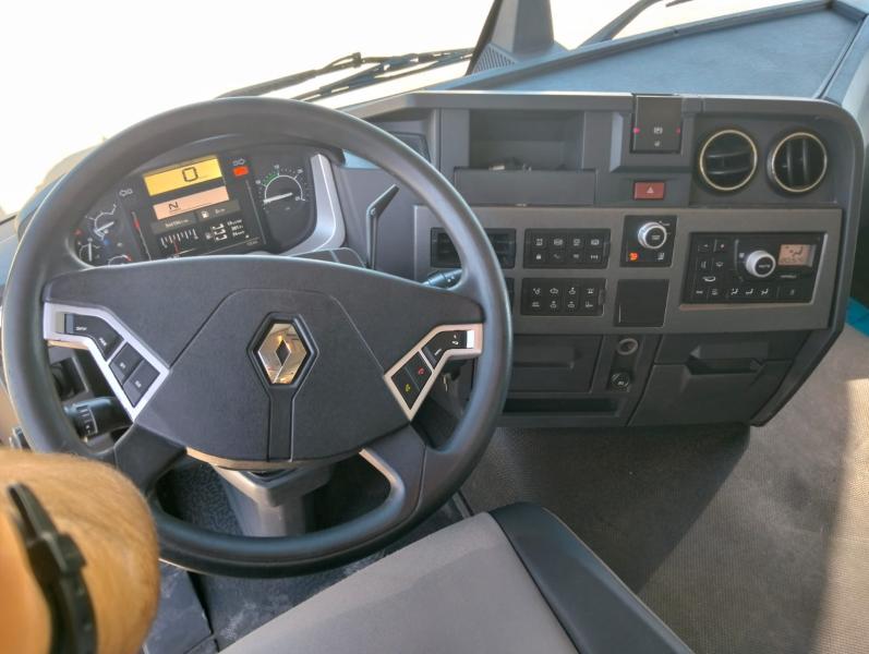 Cabeza tractora Renault T-Series 480 XROAD