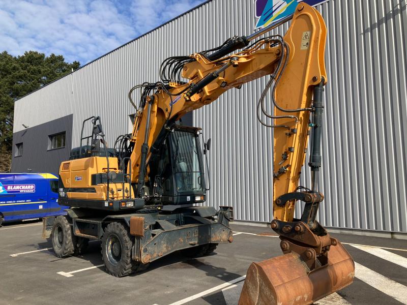 Pelle sur pneus Hyundai HW 140