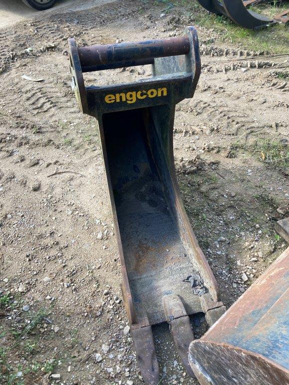 Pelle sur chenilles JCB 245XR