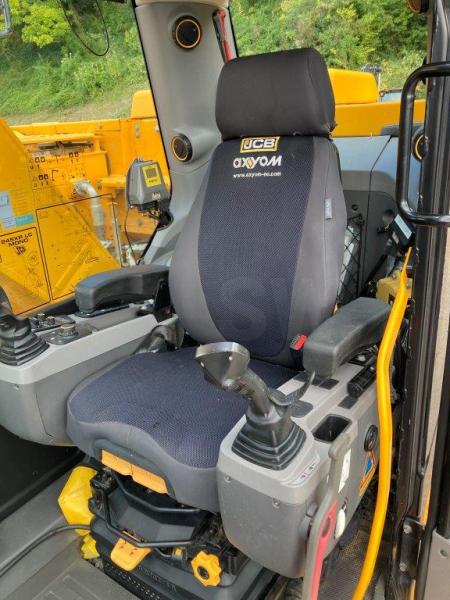 Pelle sur chenilles JCB 245XR