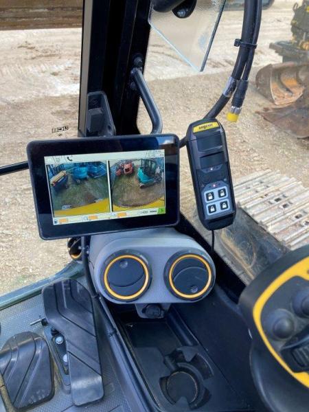 Pelle sur chenilles JCB 245XR