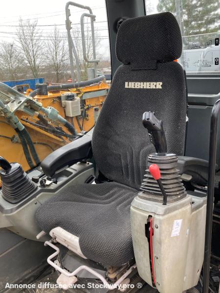 Photo Liebherr R922LC  image 17/18