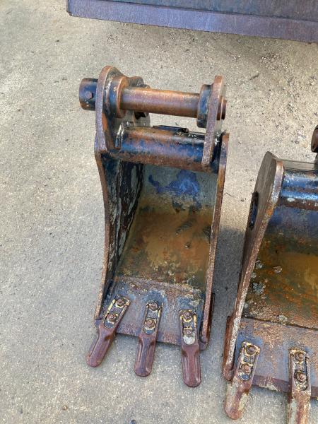pelle Sany SY26U