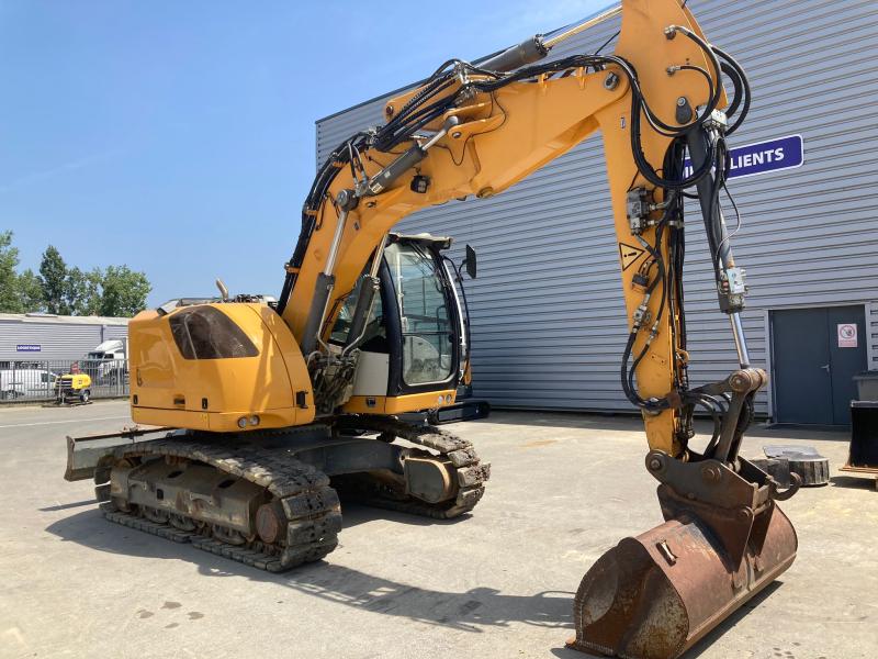 Pelle sur chenilles Liebherr R 914 COMPACT