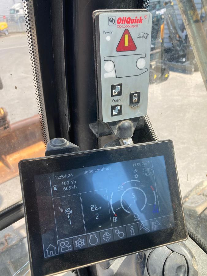 Pelle sur chenilles Liebherr R 914 COMPACT