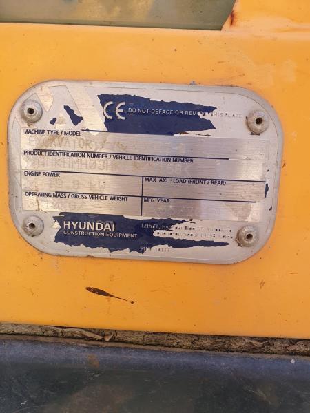 Pelle sur chenilles Hyundai R35Z-9