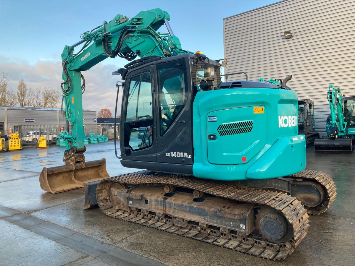 Pelle sur chenilles Kobelco SK140SRLC-7