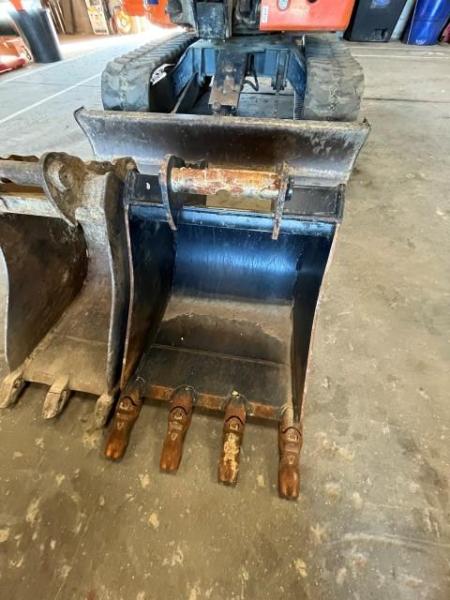 pelle Hitachi ZX26U-6