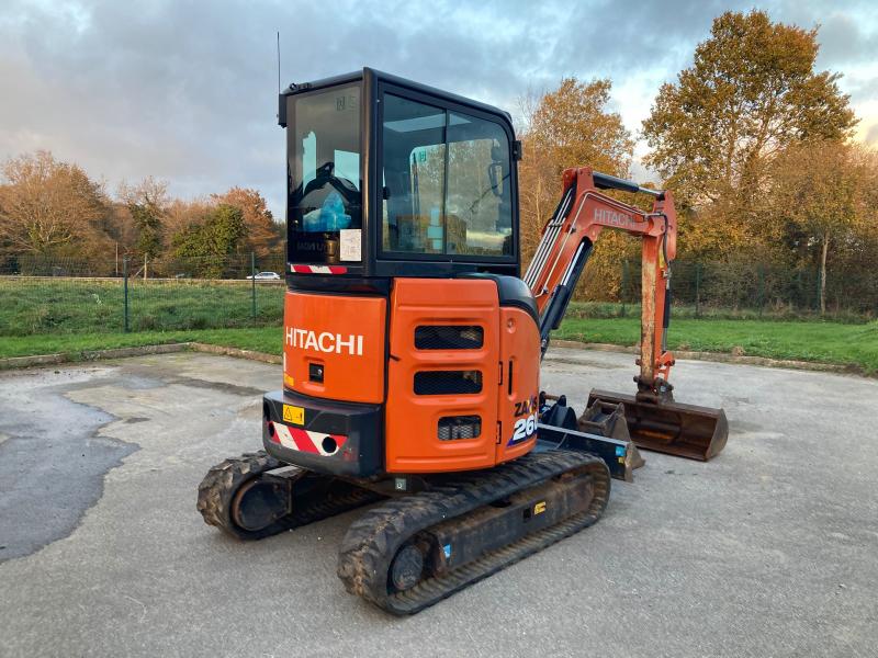 pelle Hitachi ZX26U-6