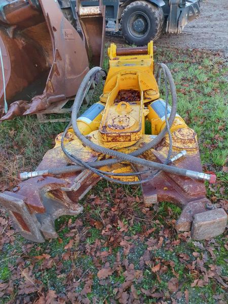 Pince de démolition CC2300U