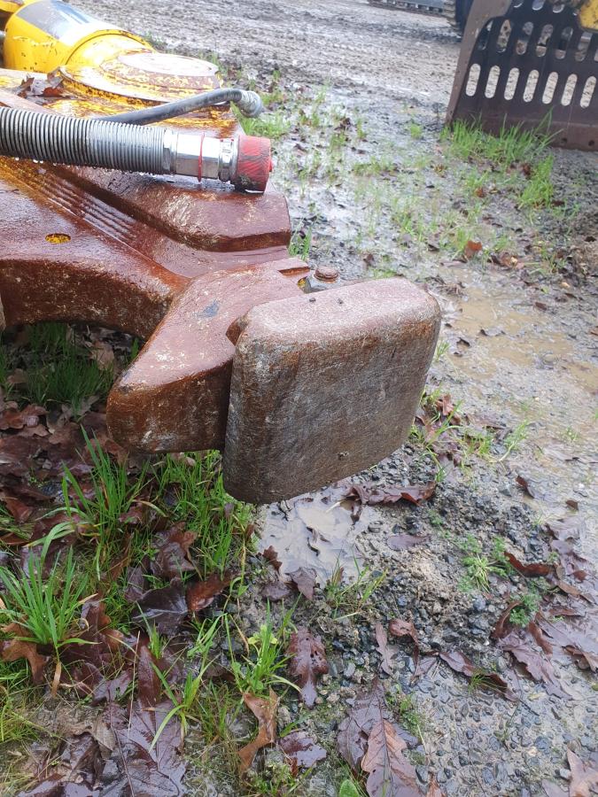 Pince de démolition CC2300U