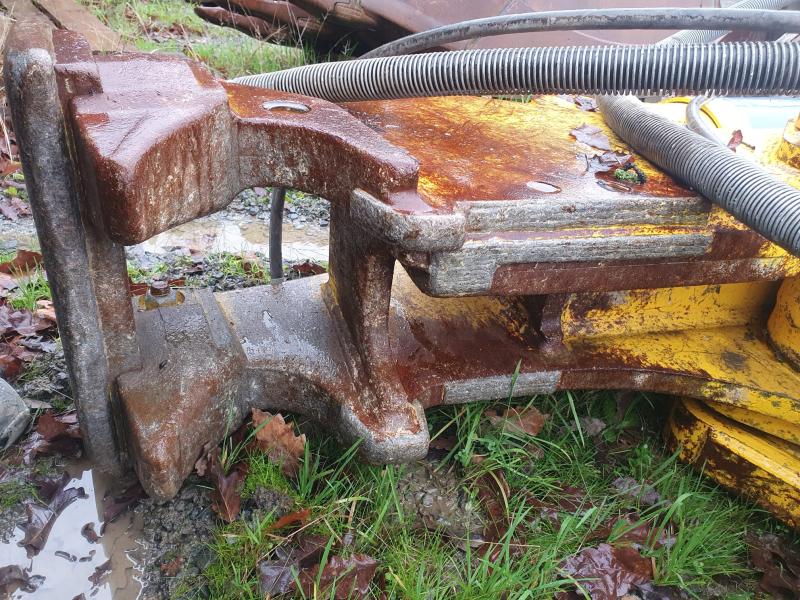 Pince de démolition CC2300U