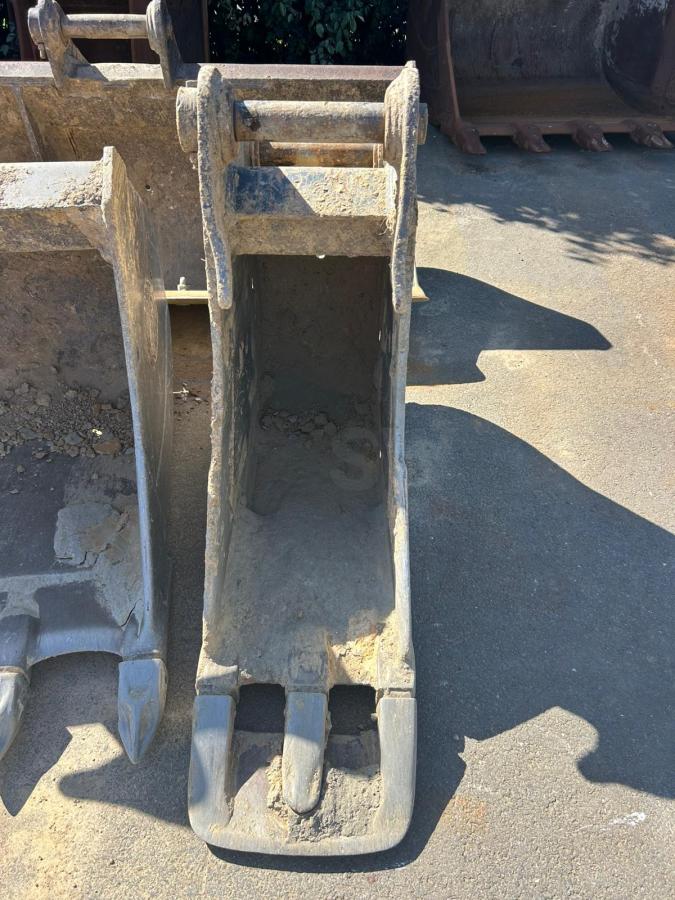 Pelle sur chenilles Kobelco SK140SRLC-7