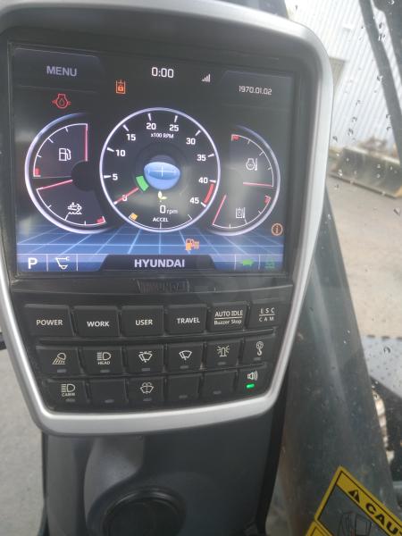 Pelle sur chenilles Hyundai HX235A LCR