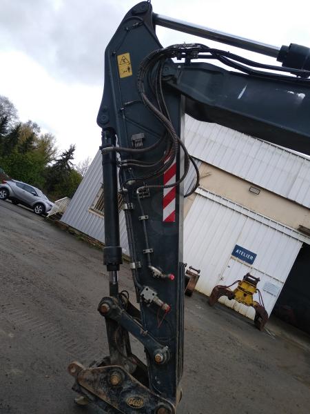 Pelle sur chenilles Hyundai HX235A LCR