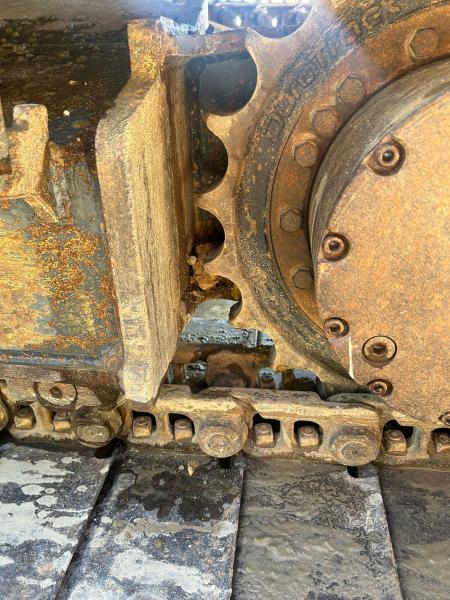 Pelle sur chenilles Kobelco SK140SRLC-5