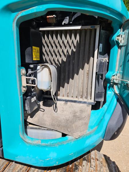 Pelle sur chenilles Kobelco SK75SR-7
