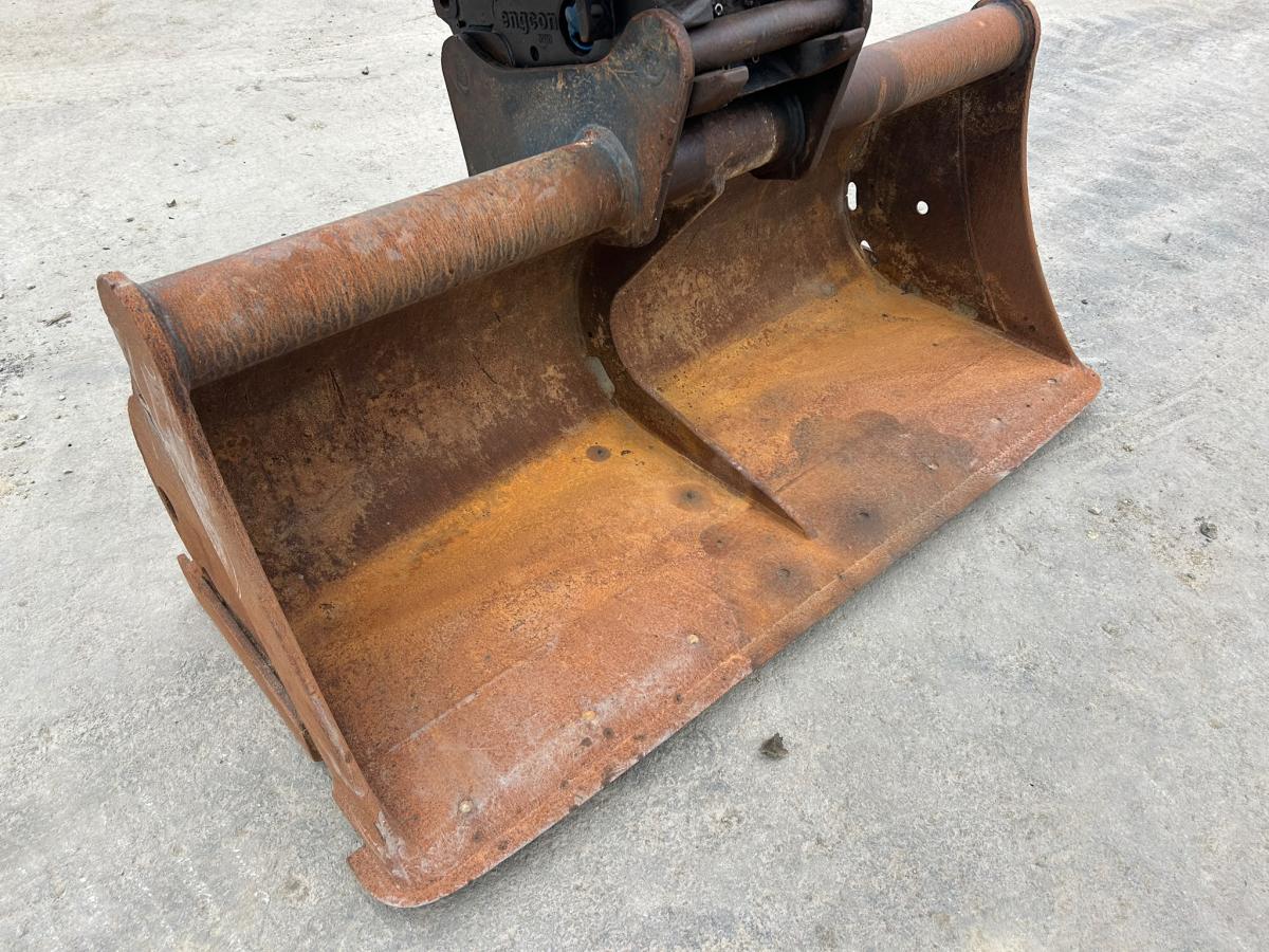 Pelle sur chenilles Doosan DX140LCR-7