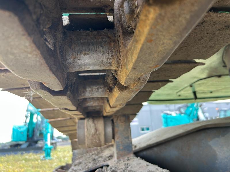 Pelle sur chenilles Kobelco SK230SRLC-3