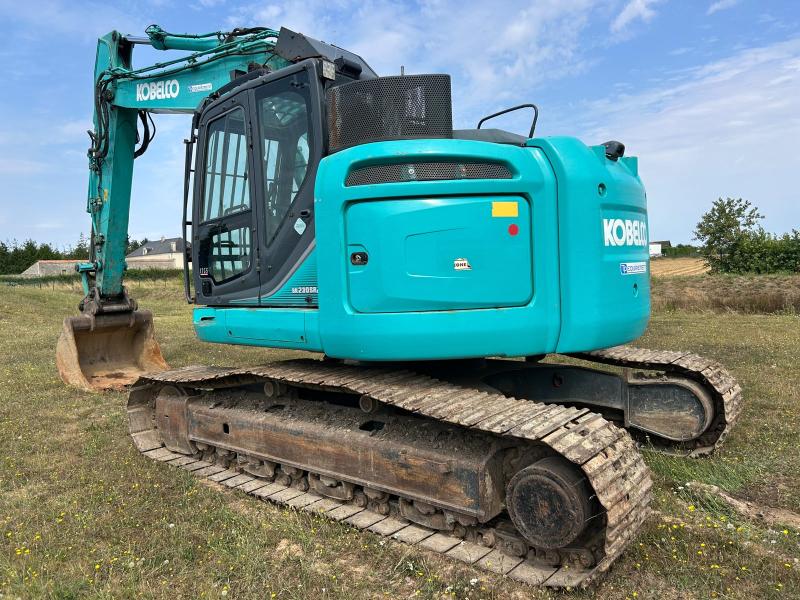 Pelle sur chenilles Kobelco SK230SRLC-3